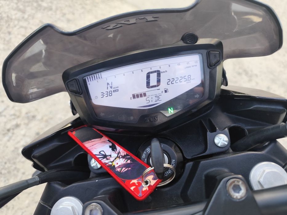 TVS Apache RTR 160 4V FI (Индия)