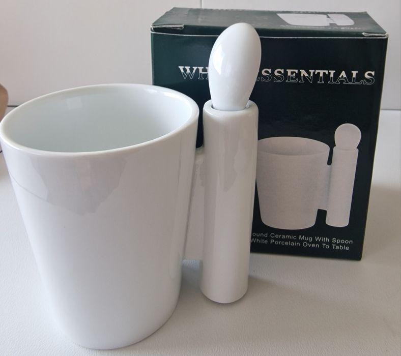 Caneca branca redonda