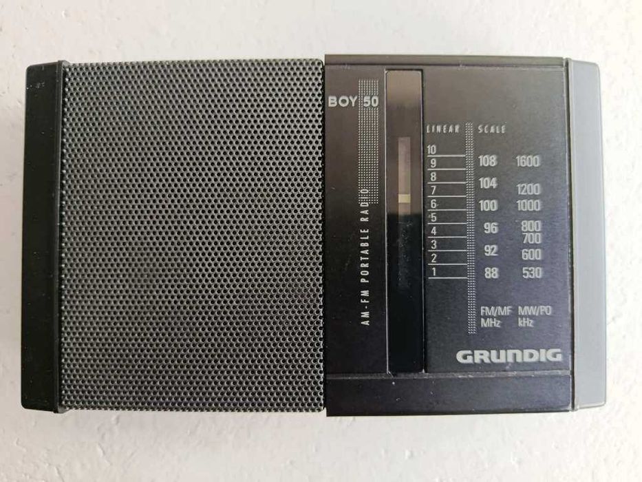 Rádio Grundig Boy 50 (vintage)