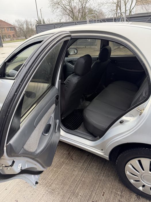 Dawoo Lanos SE  1.5 Газ/Бен