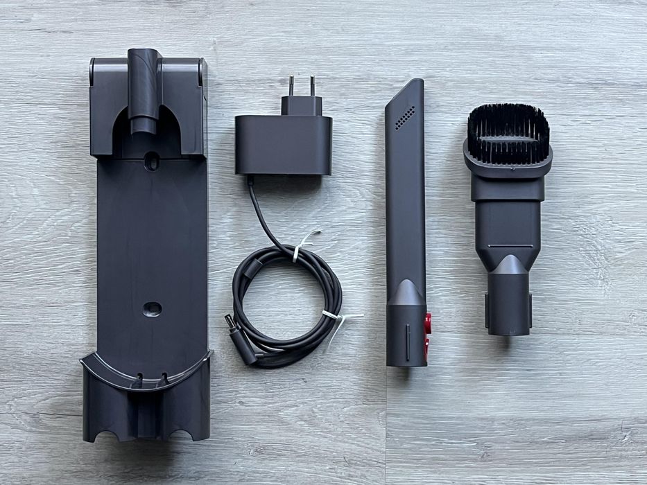 OUTLET Dyson V8 Absolute 2023 nierejestrowany FV23