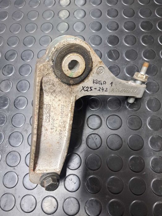 Mocowanie poduszki silnika Ford Kuga Mk1 8V41-6P093-BA