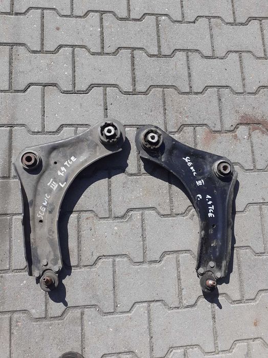 wahacze komplet  Renault Scenic III