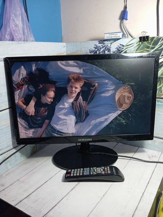 Телевизор Samsung lt22a300 не смарт, VGA, HDMI