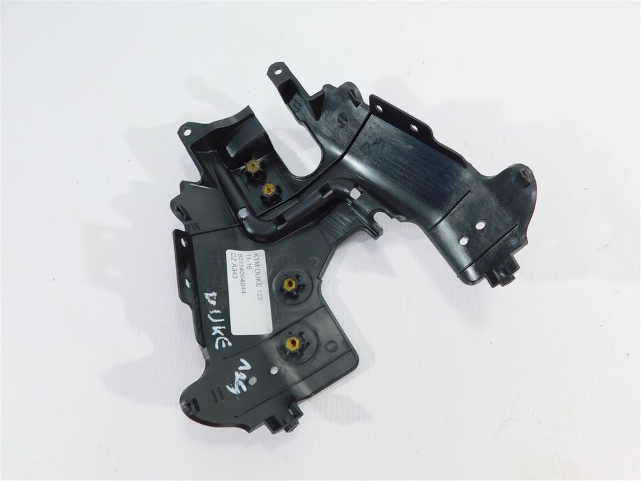 CZACHA CZASZA OWIEWKA PRZÓD KTM DUKE 125 11-16 90114064044