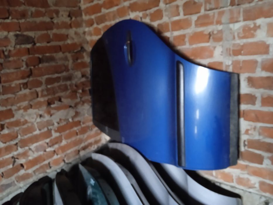 Бампер радіатор стекло фара Мерседес а 140 а170 а190