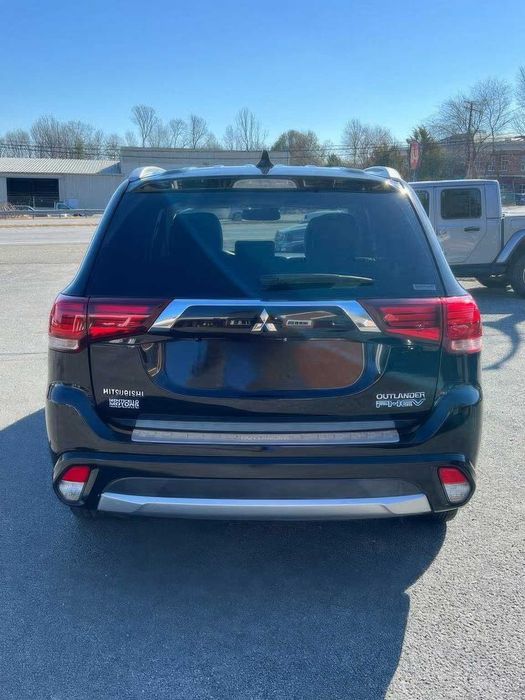 Mitsubishi Outlander PHEV SEL      2018