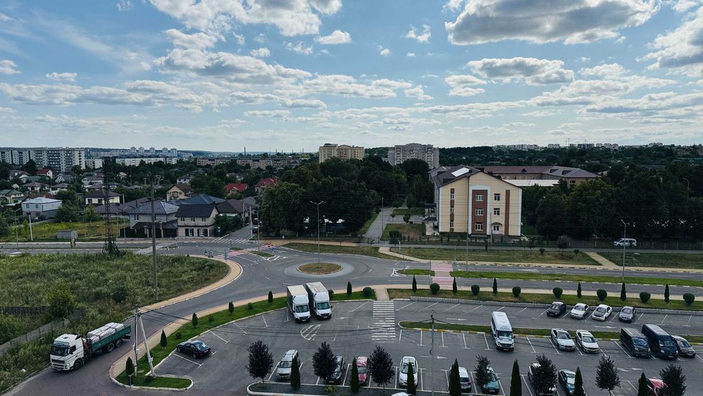 Простора Євро 2 кімнатна квартира в ЖК Міленіум Стейт