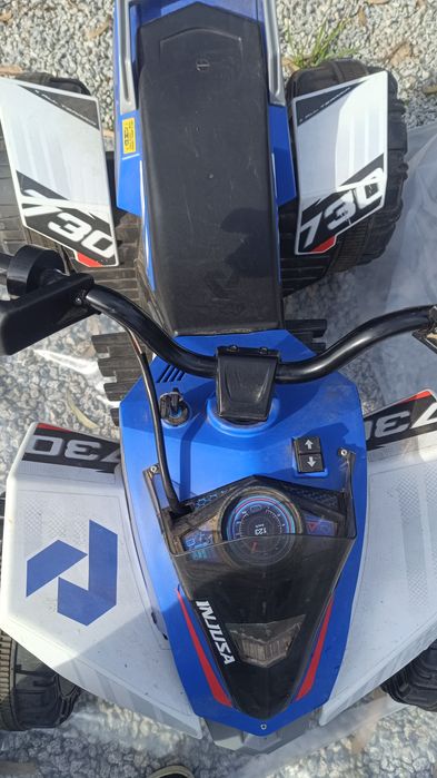 Mota elétrica de criança