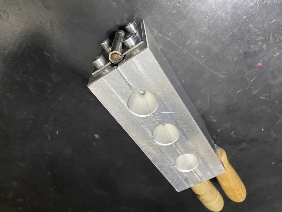 Molde chumbadas furadas / olivas