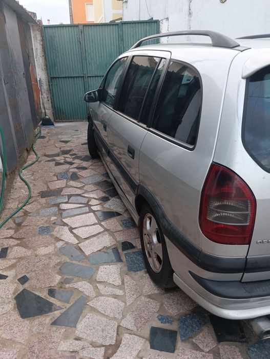 Vendo ou troco Opel zafira