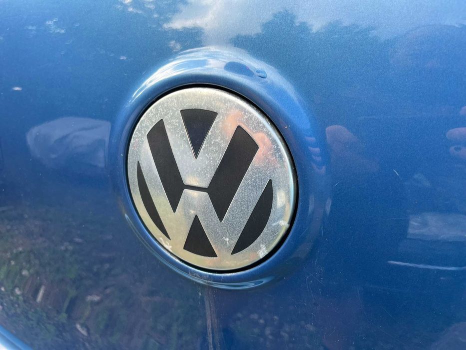 emblemat klamka mikrostyk klapy tył tylna tylnia vw golf v 5 1k0 2003 -2009 hatchback