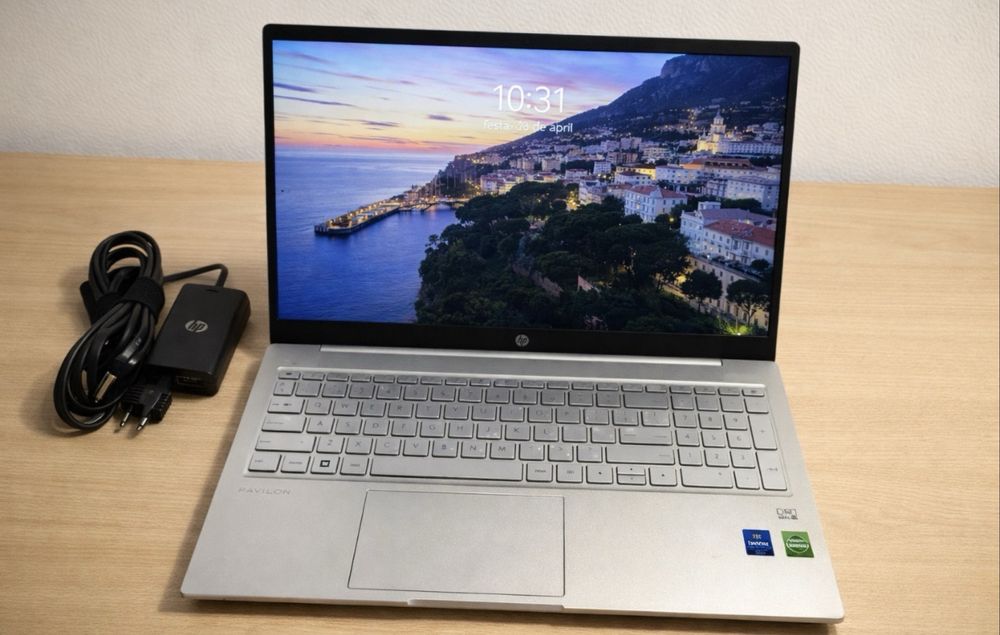 HP Pavilion 15 – Intel i7 | 12GB RAM | SSD 512GB |