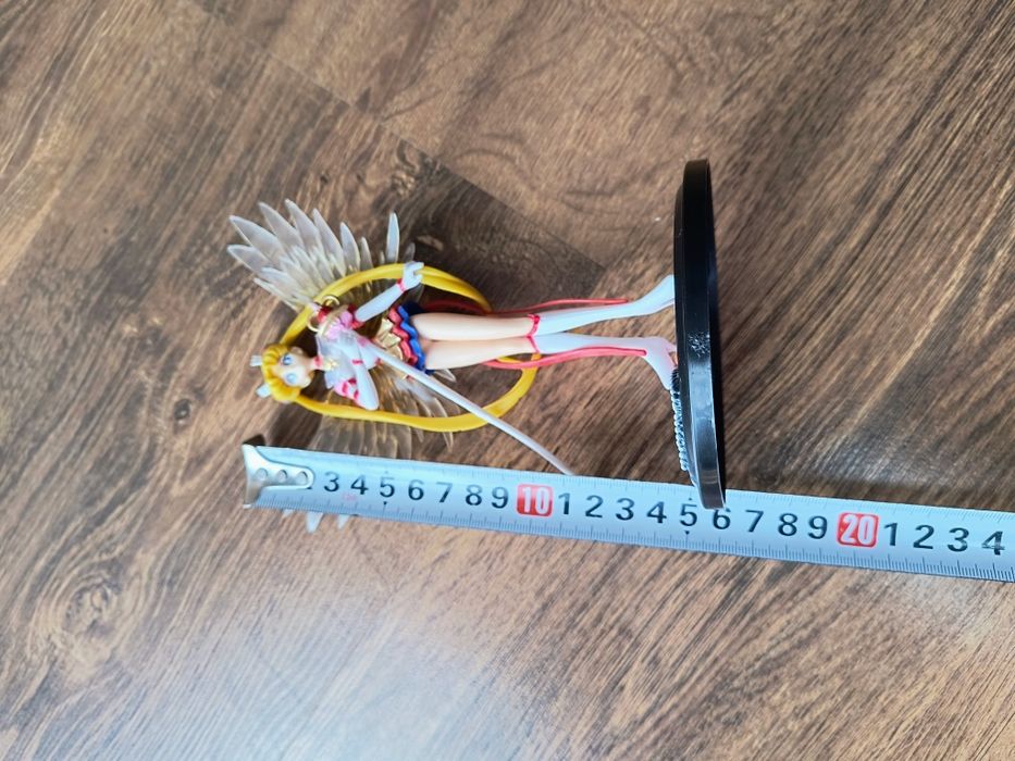 Czarodziejka z księżyca figurka 16 cm nowa bez pudełka