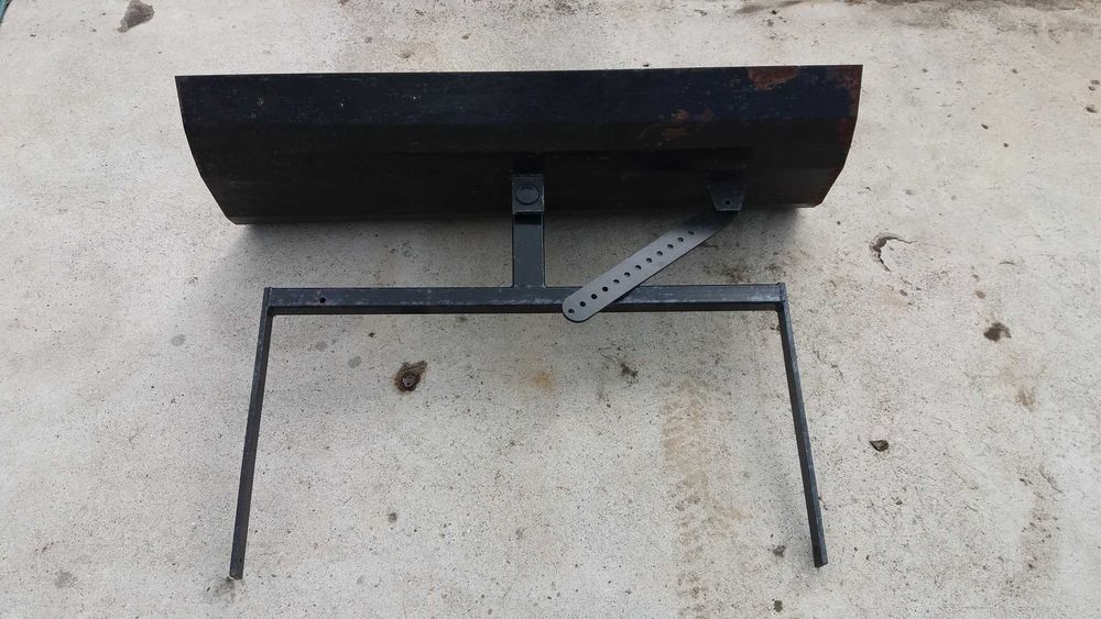 Pług do śniegu (Stiga Park)