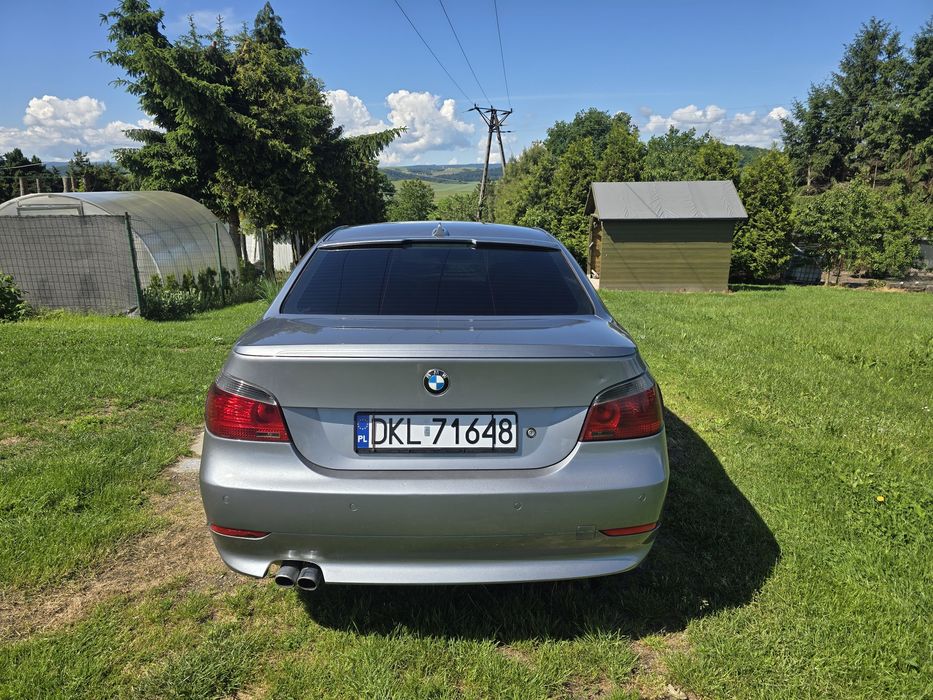 BMW 5 E60 3.0       .