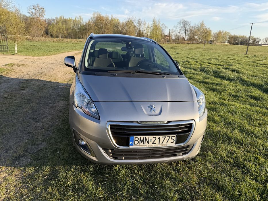 Peugeot 5008
