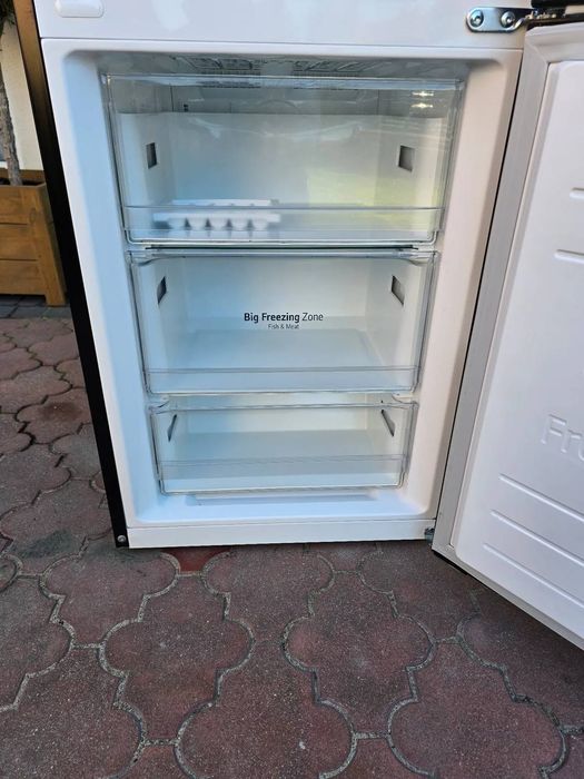 Холодильник LG GBB62BLFGC, NoFrost, доставка