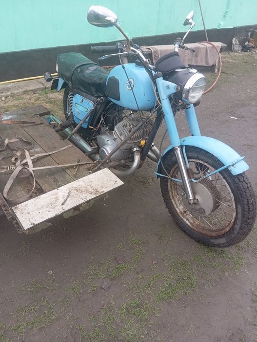 Мотоцикл вже в гарному стані