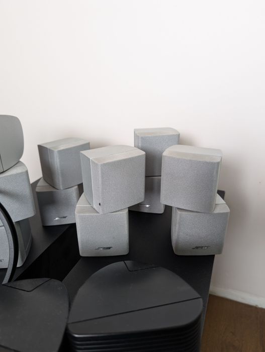 Duży zestaw sprzętu Bose Acoustimass/Lifestyle