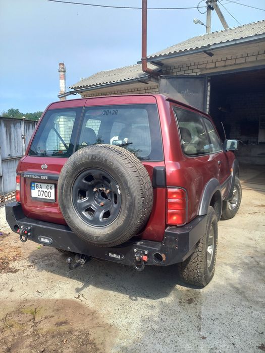 Позашляховик NisanPatrol