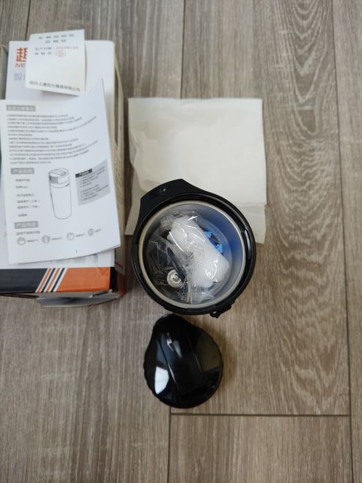 Автомобільний термос-термочайник/термо-кружка 12/24В для авто та фури