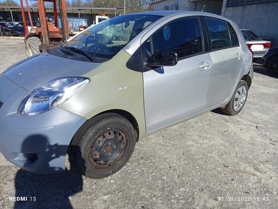 Para peças Toyota Yaris P9 1.0 VVT-I ano 2010