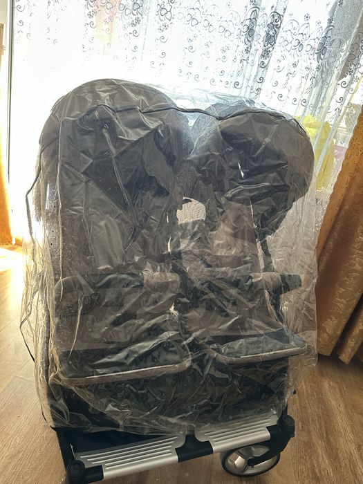 Прогулянкова коляска для двійні CARRELLO Connect CRL-5502 Cotton Beige  + дощовик
