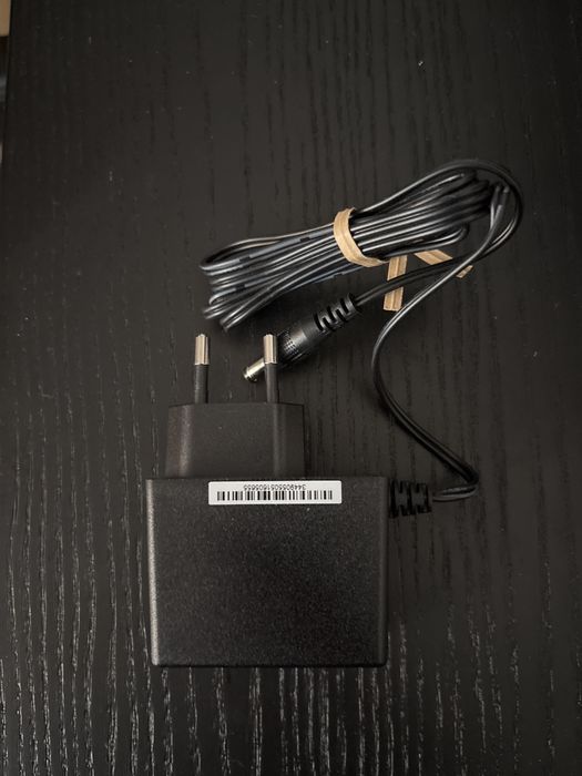 Power adapter novo