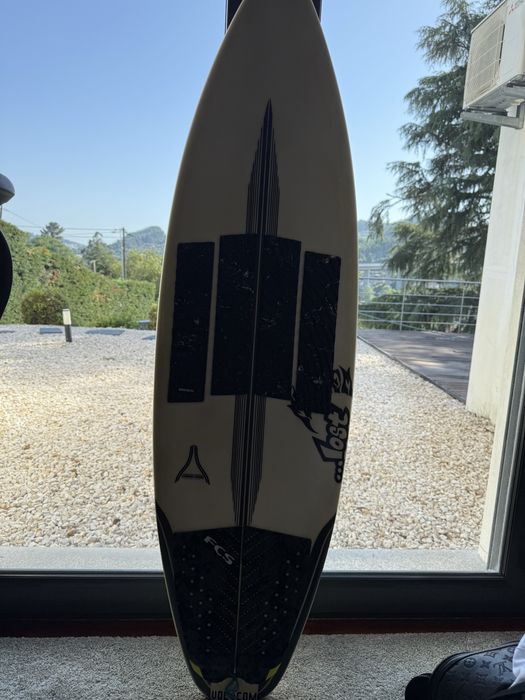 Prancha de surf 5’5 Lost