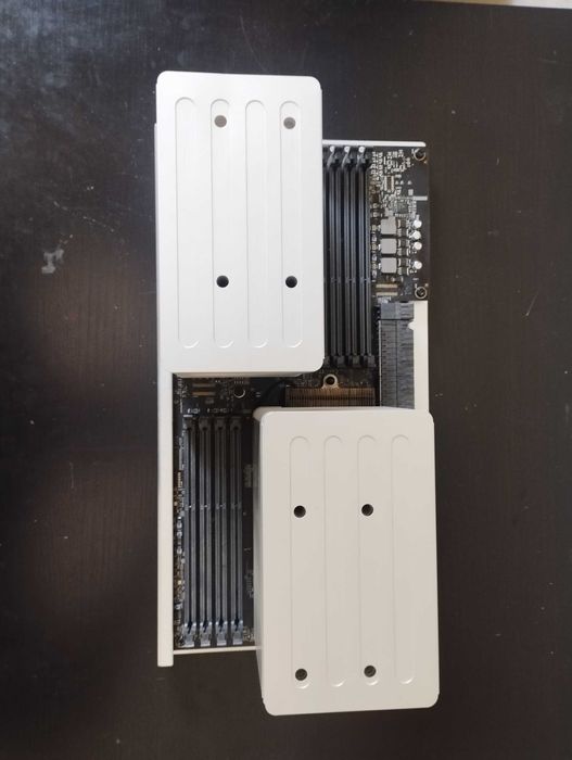 Apple Mac Pro 5,1 Dual CPU Tray (2× Intel Xeon E5620, 2.40GHz)