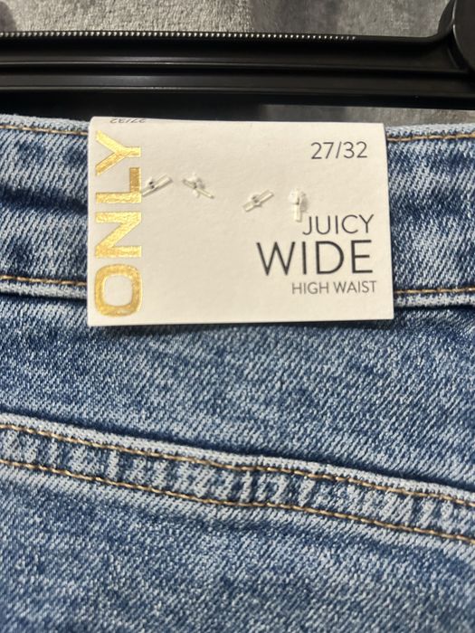 Spodnie damskie szwedy  jeansy ONLY nowe rozm 27/32