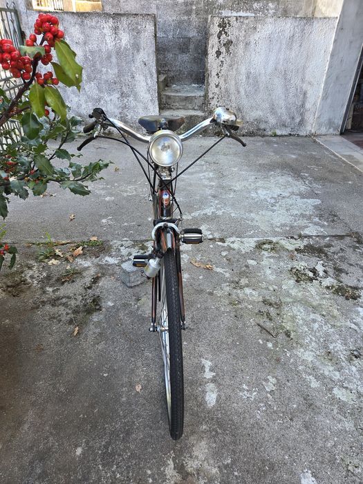 Bicicleta antiga Pastelaria
