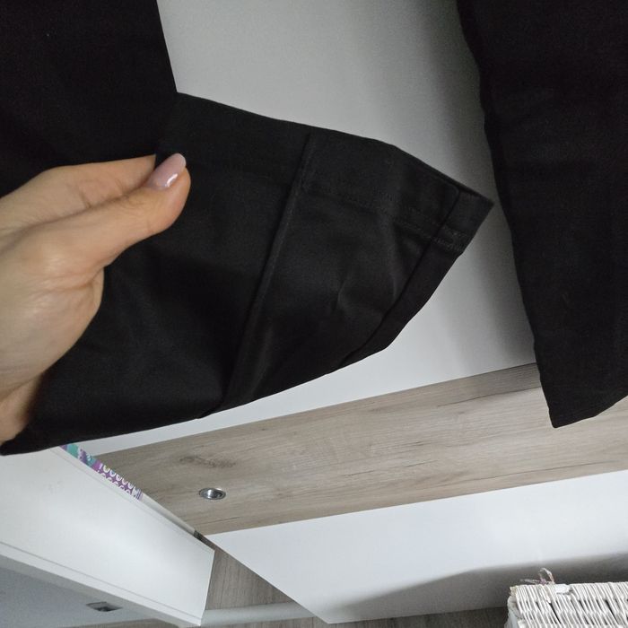 Czarne spodnie casualowe S nowe