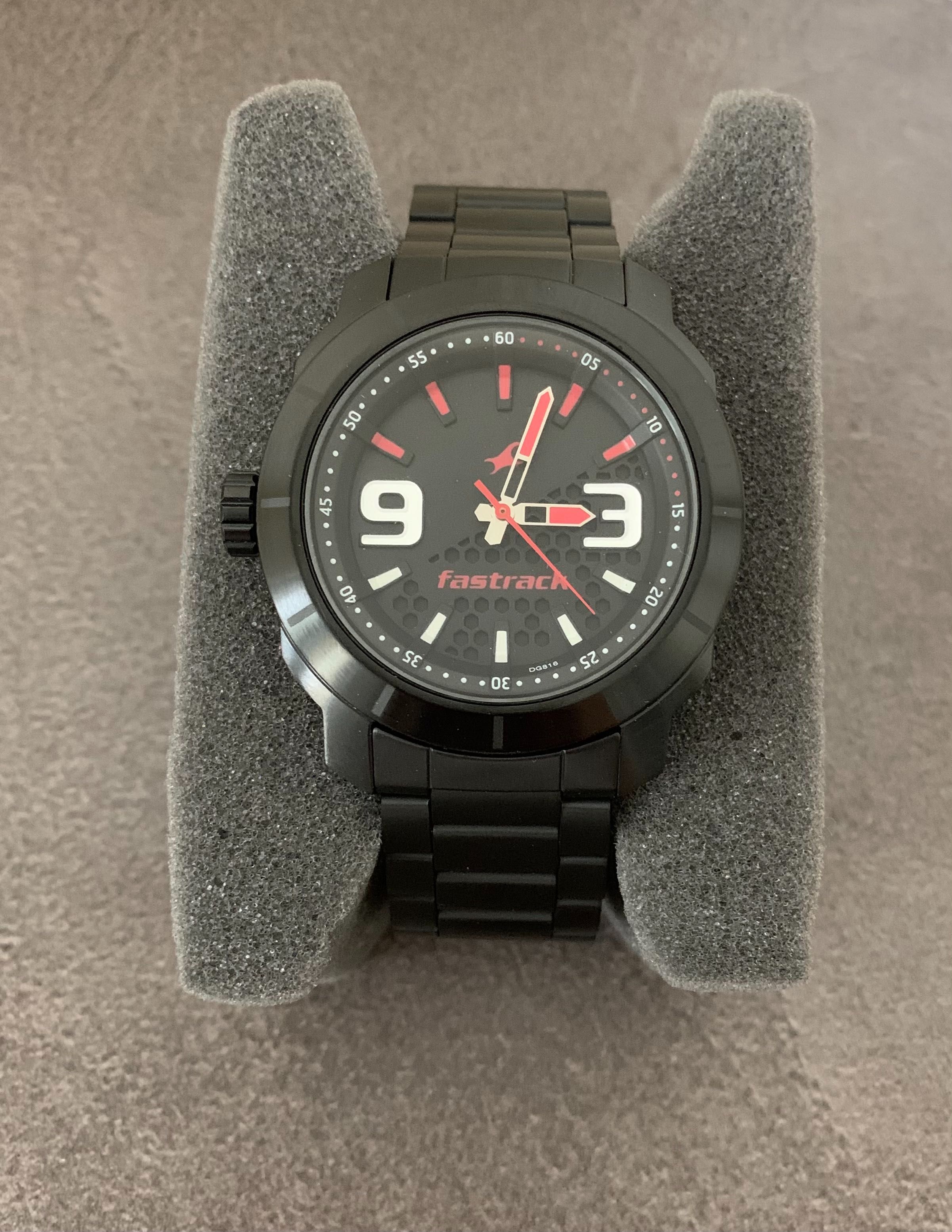 Fastrack 3168nm01 hotsell
