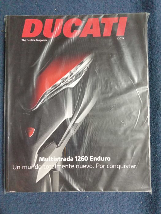 3x Ducati: The red line magazine