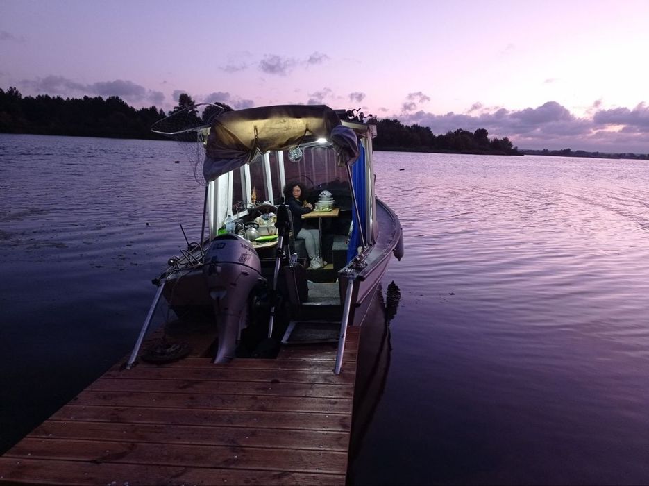 Катер каютный с лафетом