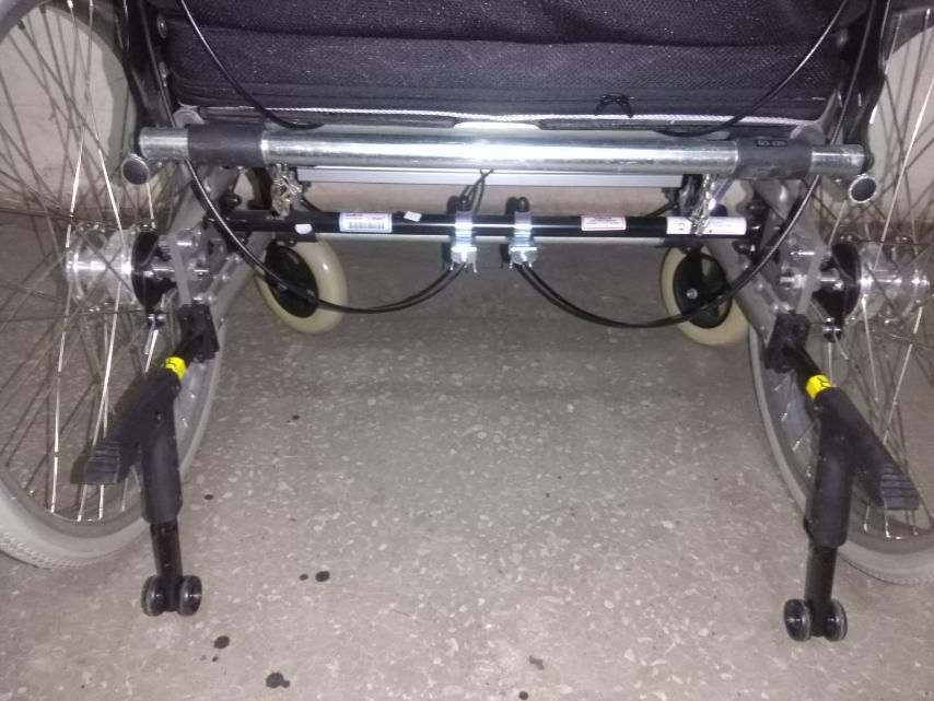 Кресло для инвалидов