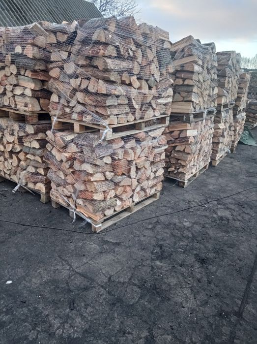 Drewno opałowe kominkowe suche
