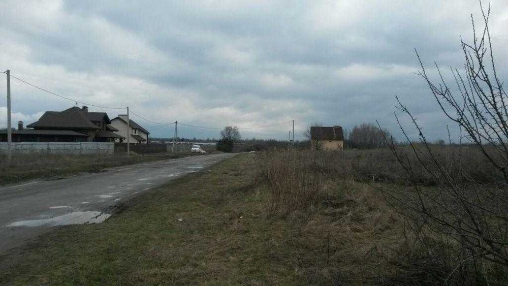 Продам приватизовану земельну ділянку