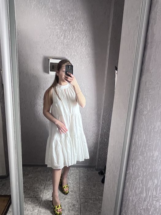 Сукня бренду ME+EM