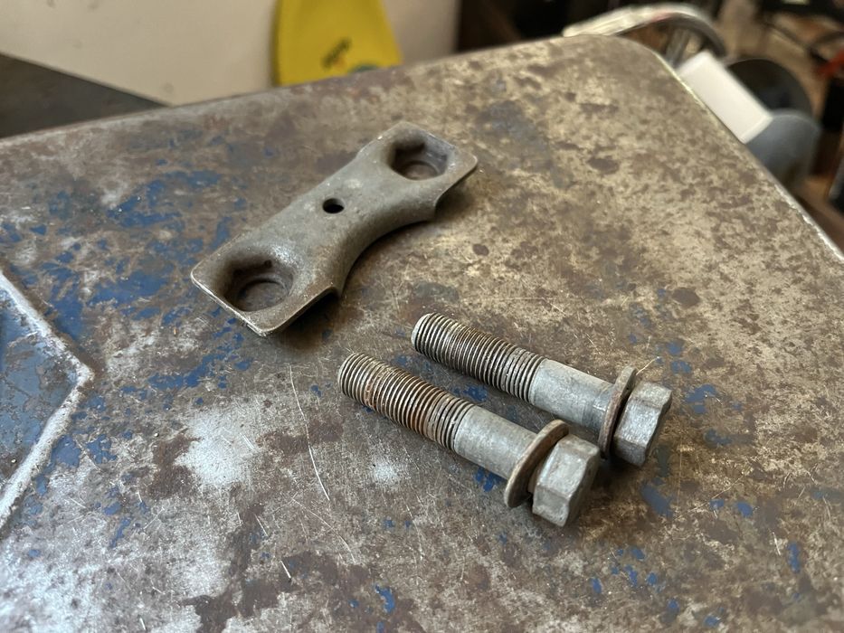 ZZR Romet 2320 Komar 232 śruby kierownicy uchwyt mocowanie zawieszenia