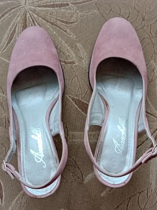 Buty letnie na wąskim obcasie, skóra Annabella.