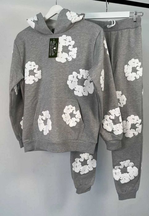 Fato de treino, novo modelo preto.