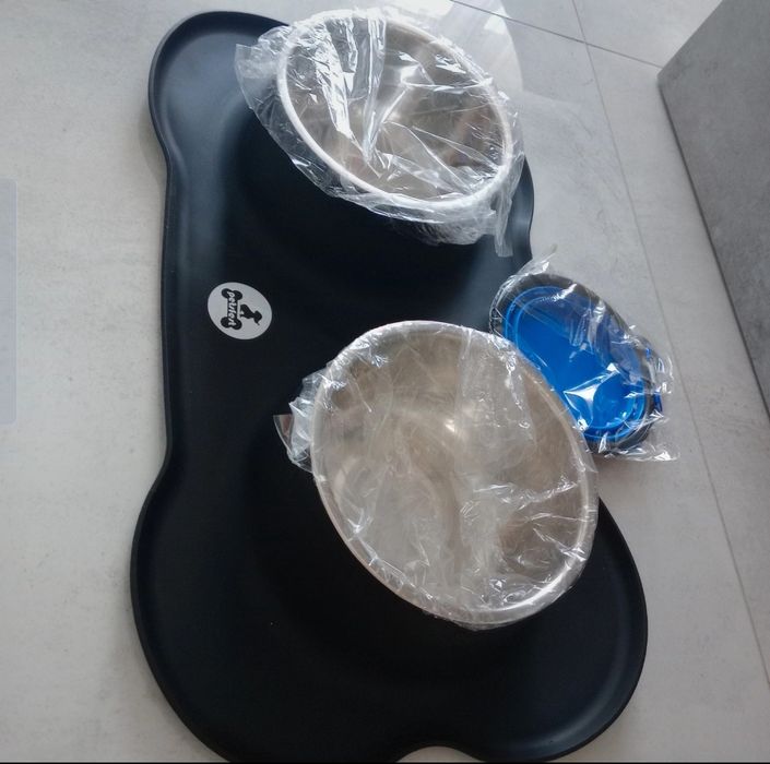 Miska dla psa ,podwójne ze stali nierdzewnej miseczki 1,4 L na antypoś