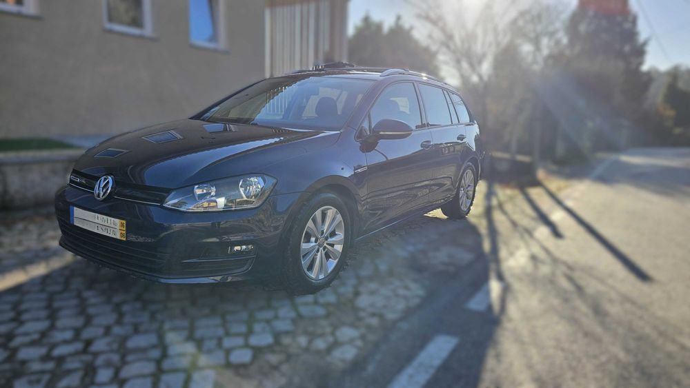 VW Golf Variant 1.6 tdi Confortline Bluemotion