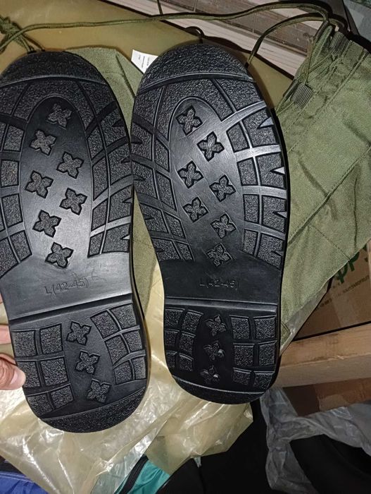 Болотоходи Утеплені бахіли для захисту взуття. Охота. Рибалка. Туризм.