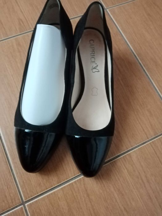 Czółenka skórzane czarne roz. 38