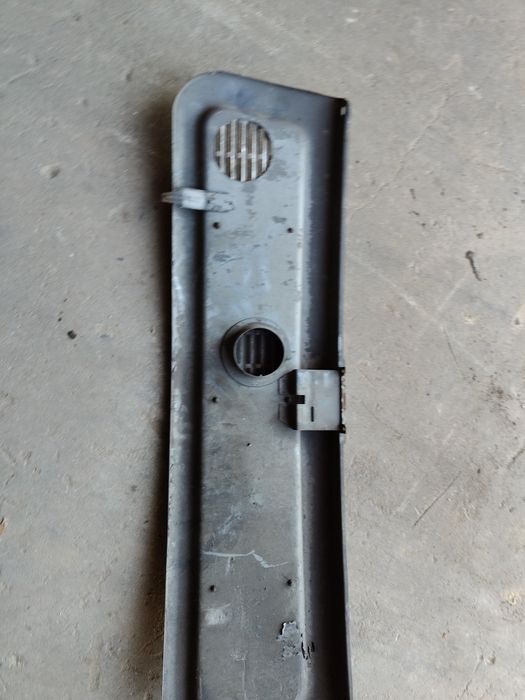 Kratka wentylacyjna grill zderzak przód Trabant żuk Nysa fiat polonez