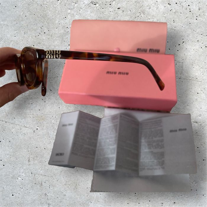 Óculos Miu Miu originais com certificado e fatura